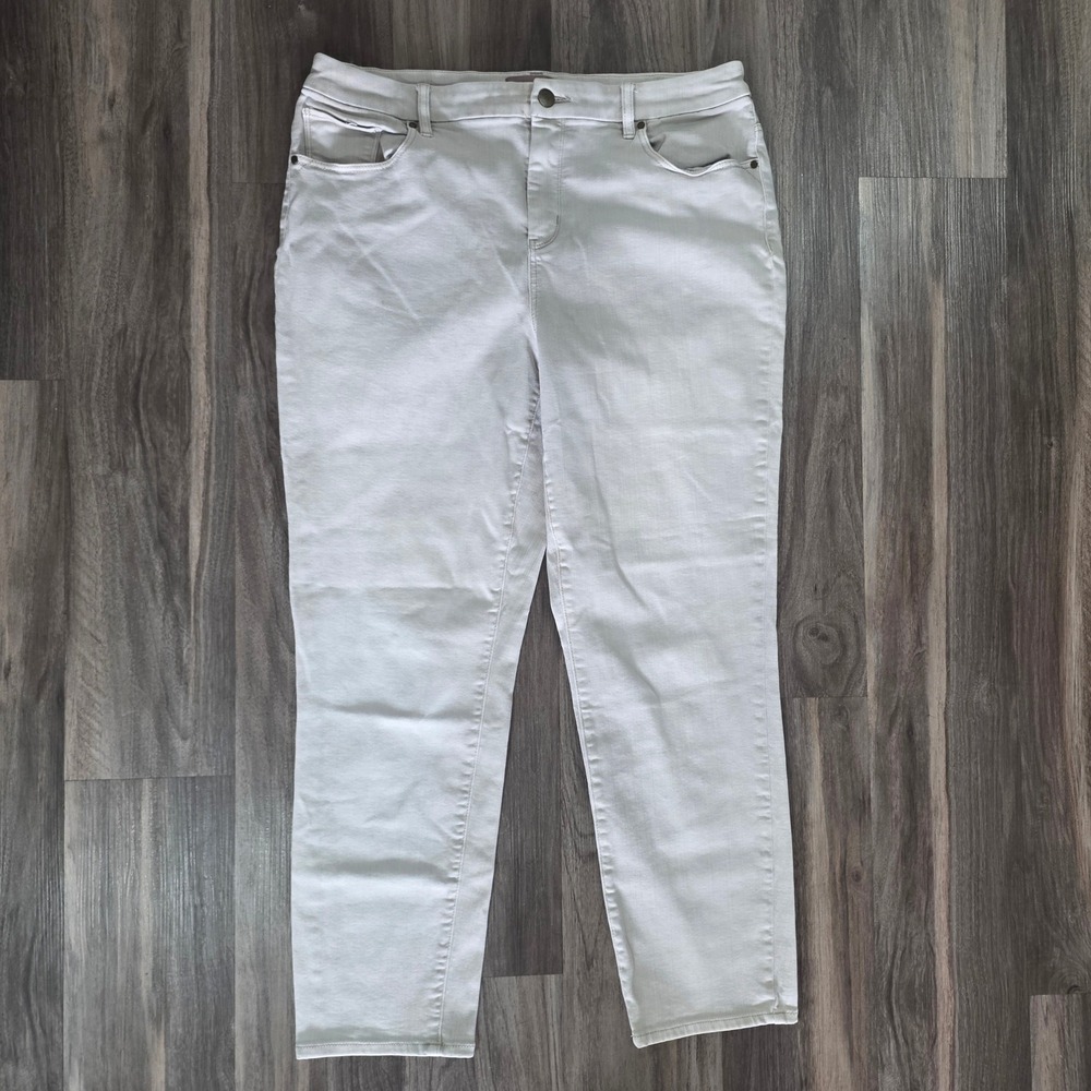 Chicos Ankle Pants Size 1.5 Light Beige Off White 5-Pocket Stretch Trousers